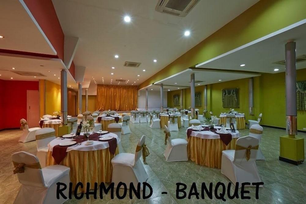 Hotel Ramanashree Richmond Бенґалуру Екстер'єр фото